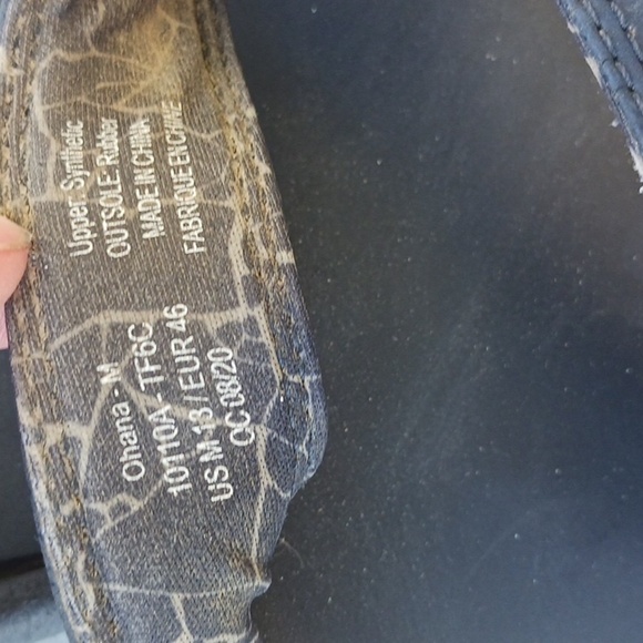 OluKai Black Sandals Sleek Modern Design - Picture 5 of 5